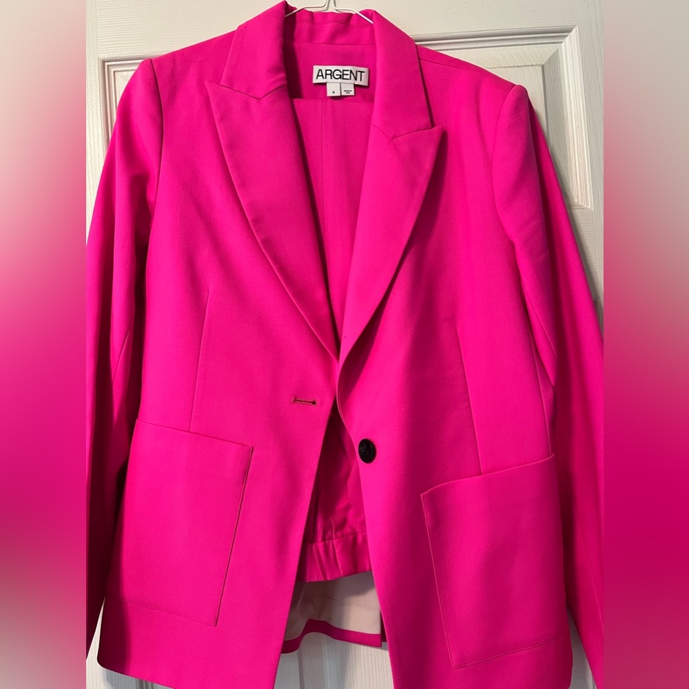 Argent size 8 hot pink suit jacket and pant suit.